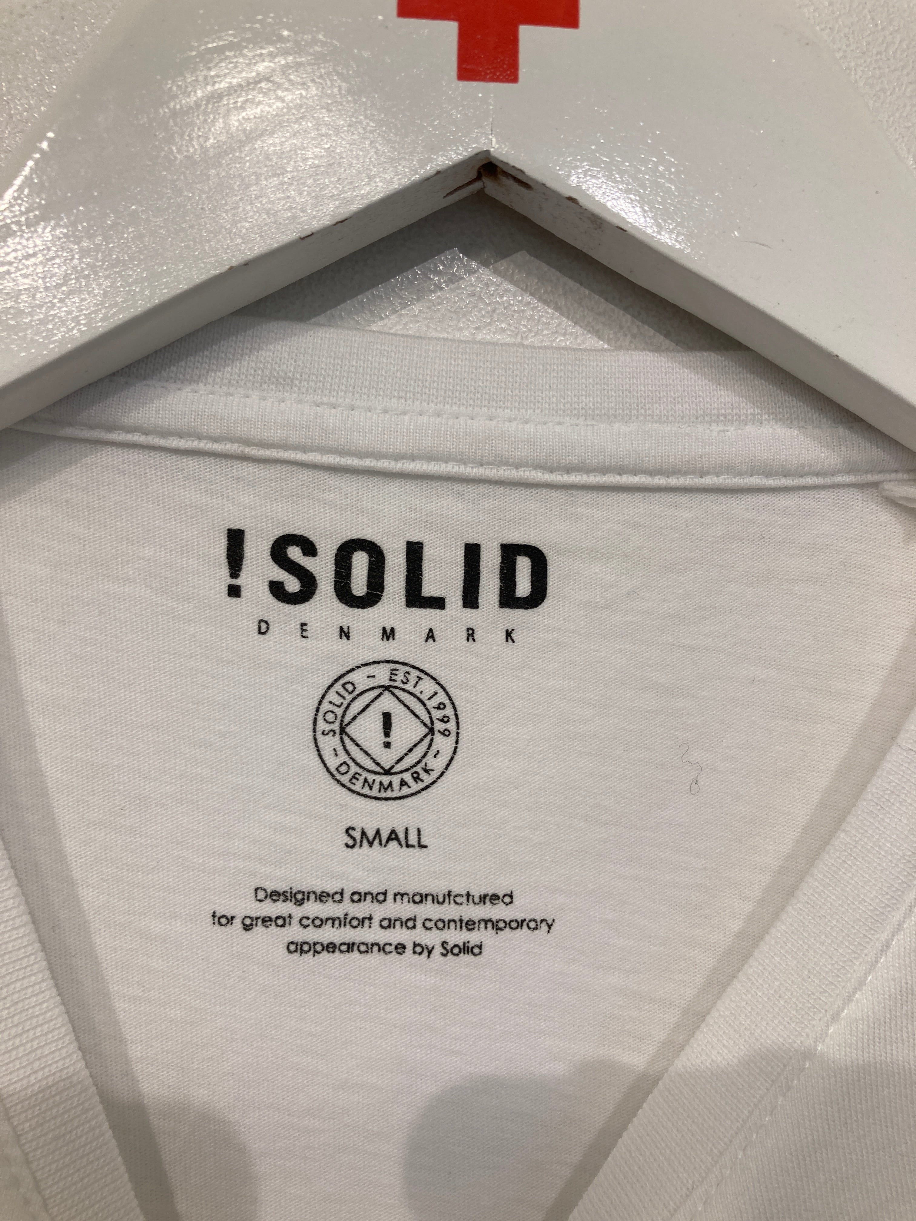 Solid T-shirt